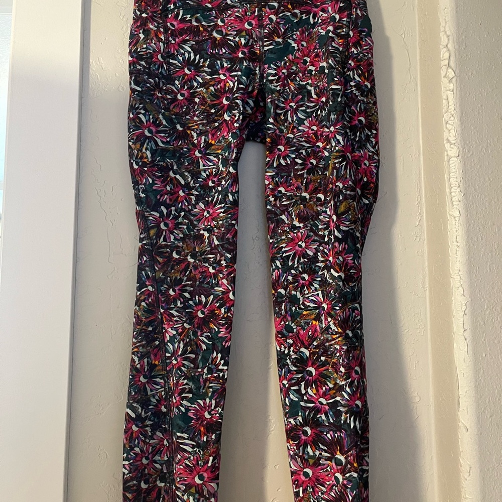 Lululemon Multicolor Floral Leggings